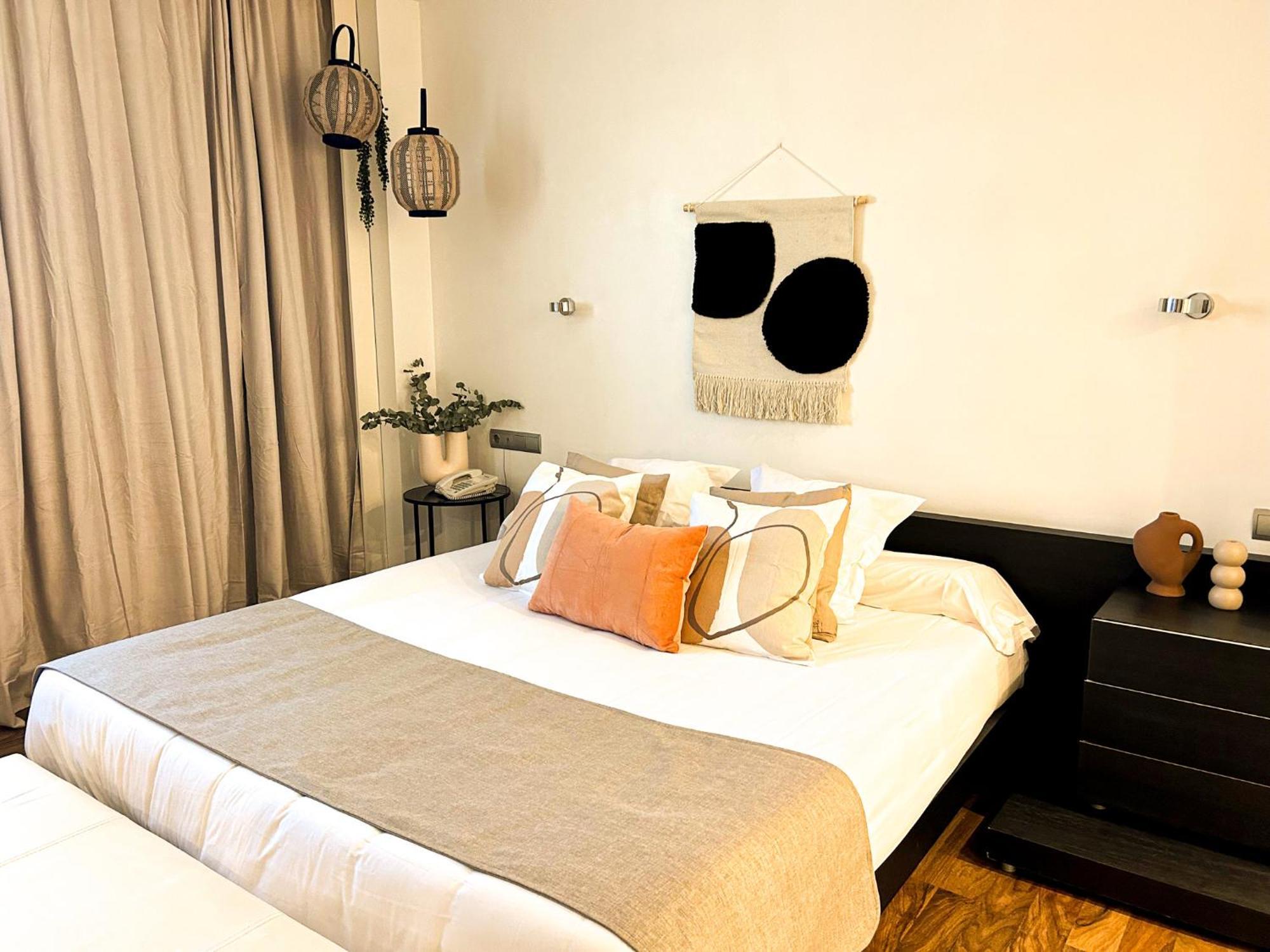 Azz Valencia Tactica Hotel Paterna Exterior photo